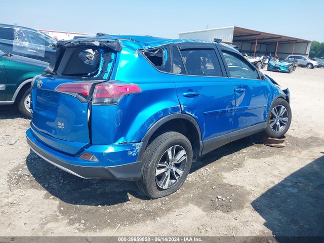 Toyota Rav4 Xle 2017 JTMRFREV8HD203656 Image 4