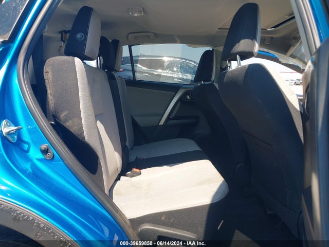 Toyota Rav4 Xle 2017 JTMRFREV8HD203656 Image 8