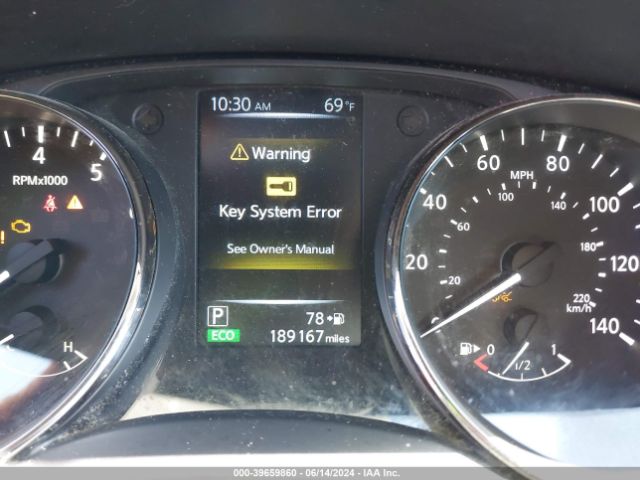 KNMAT2MV3HP606831 Nissan ROGUE SV