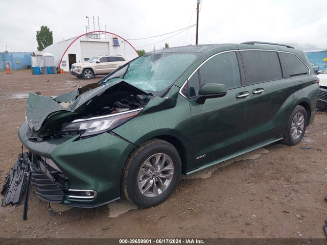 Toyota SIENNA XLE 2021 5TDYSKFC1MS040293 Image 2