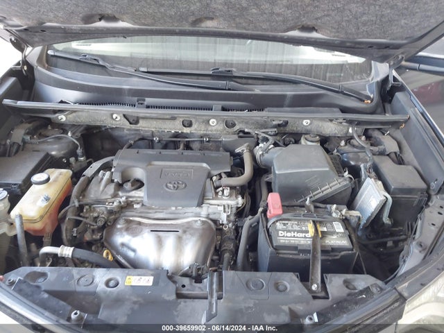 Toyota Rav4 Xle 2018 JTMWFREV5JJ738664 Image 10