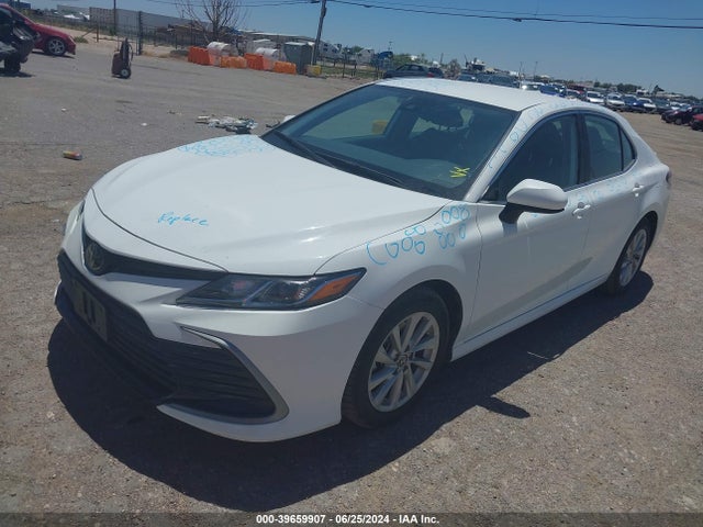 Toyota CAMRY LE 2023 4T1C11AK4PU102979 Image 2
