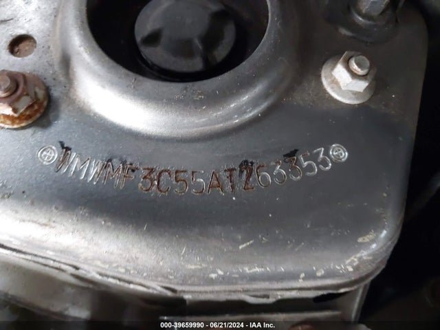 2010 MINI COOPER WMWMF3C55ATZ63353 Photo 8