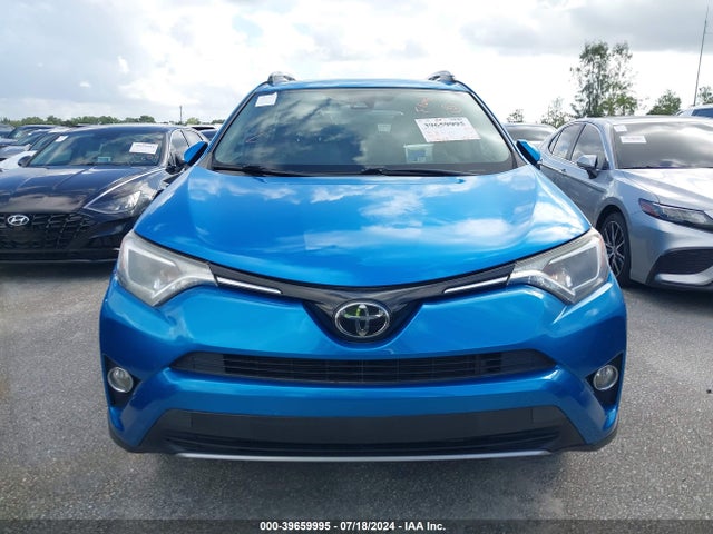 Toyota Rav4 Xle 2017 JTMWFREV1HJ104164 Image 6