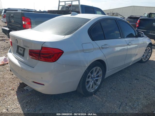WBA8E1G34HNU15876 BMW 320i