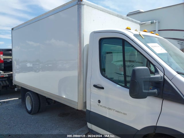 Ford Transit-350 Cab 2017 1FDBF8ZM9HKB48543 Image 13