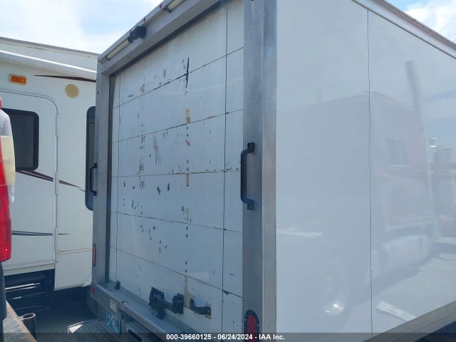 Ford Transit-350 Cab 2017 1FDBF8ZM9HKB48543 Image 16