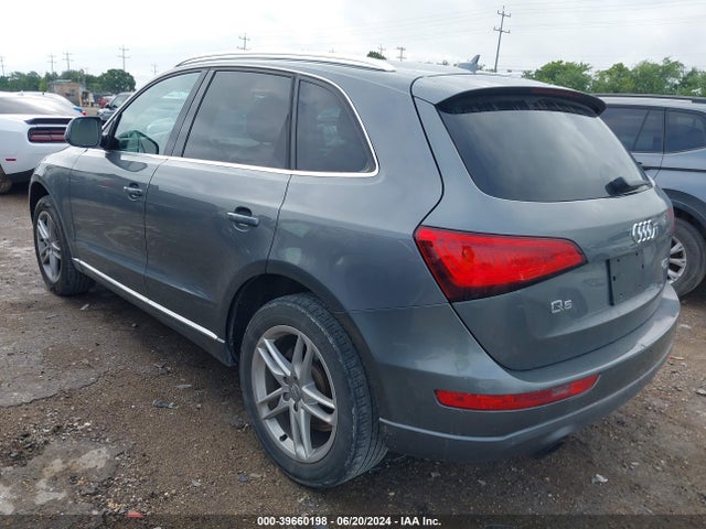 Audi Q5 2.0t Premium 2014 WA1LFAFP3EA024732 Image 3
