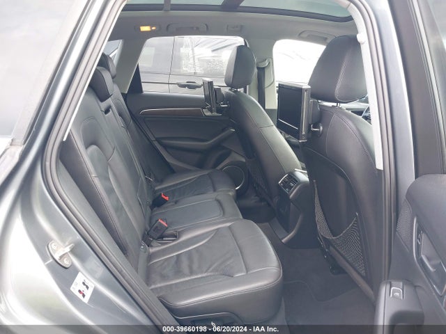 Audi Q5 2.0t Premium 2014 WA1LFAFP3EA024732 Image 8