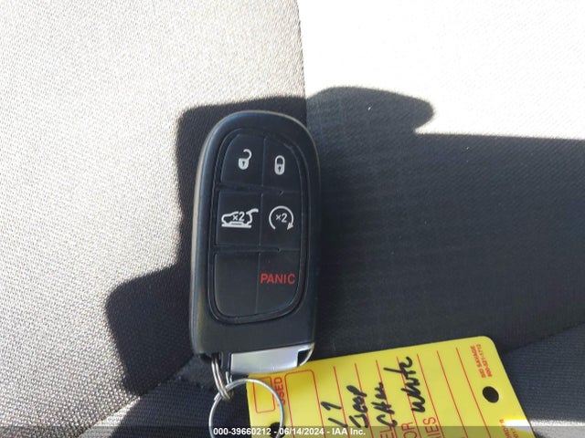 1C4PJMCB3HW616087 Jeep Cherokee Latitude 4x4