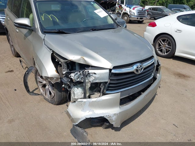 Toyota Highlander Xle V6 2015 5TDJKRFH9FS081179 Image 6