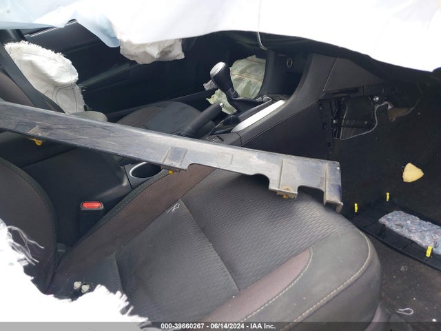 Toyota COROLLA LE 2019 2T1BURHE6KC138376 Image 5