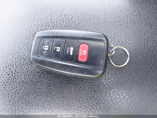 Toyota CAMRY SE 2018 4T1B11HK3JU596955 Image 11