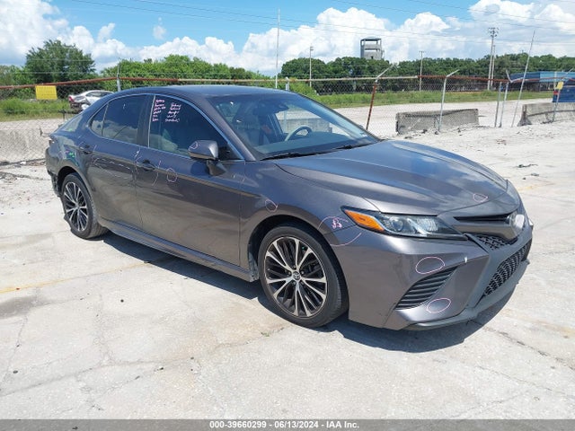 Toyota CAMRY SE 2018 4T1B11HK7JU128372 головне зображення
