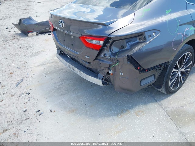 Toyota CAMRY SE 2018 4T1B11HK7JU128372 Image 19