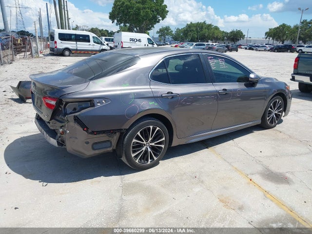 Toyota CAMRY SE 2018 4T1B11HK7JU128372 Image 4
