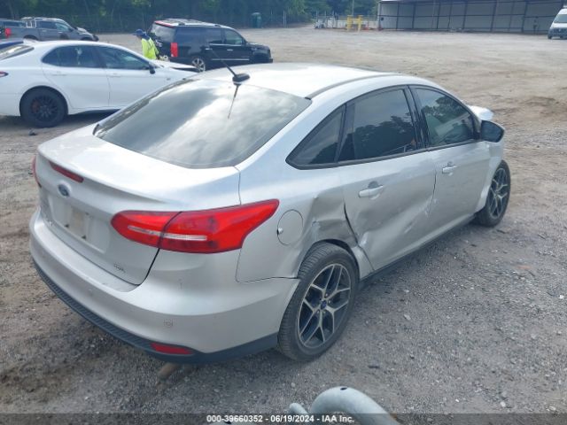 1FADP3H25JL266060 Ford FOCUS SEL