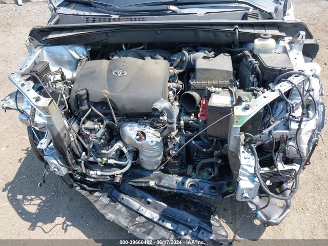 Toyota Highlander Xle 2018 5TDJZRFH9JS538318 Image 10