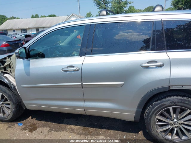 Toyota Highlander Xle 2018 5TDJZRFH9JS538318 Image 15