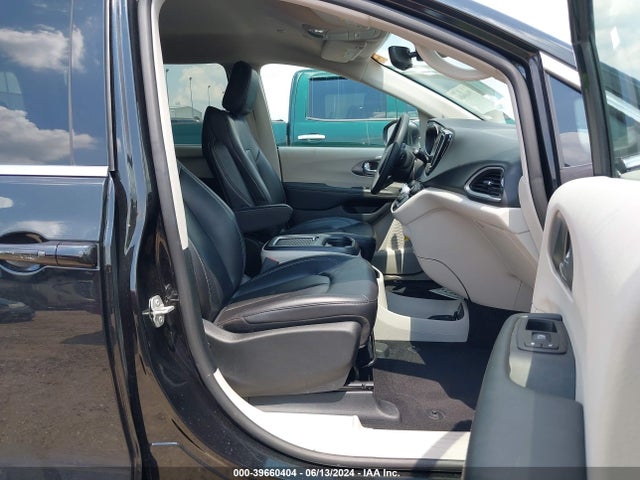 2C4RC1BG0PR533755 Chrysler Pacifica Touring L