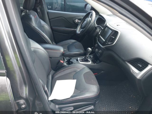 1C4PJMBS9EW237883 Jeep Cherokee Trailhawk