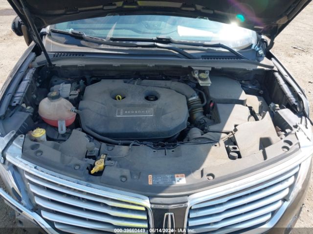 5LMCJ3D92HUL35925 Lincoln Mkc Reserve
