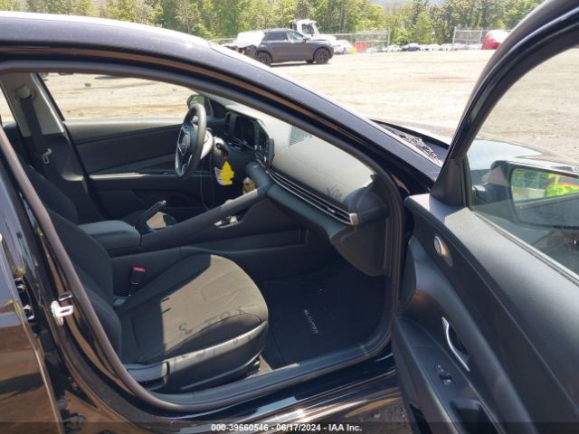 5NPLM4AG7PH094122 Hyundai ELANTRA SEL