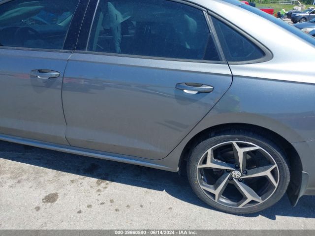 1VWMA7A32LC007242 Volkswagen Passat 2.0t R-line