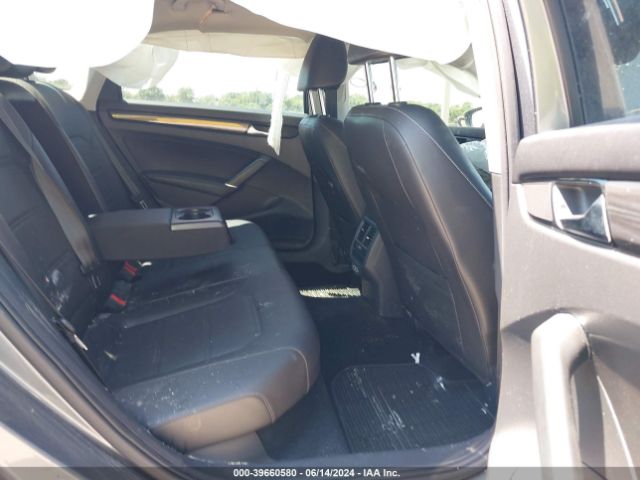 1VWMA7A32LC007242 Volkswagen Passat 2.0t R-line