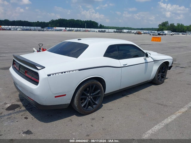 Dodge Challenger Sxt 2018 2C3CDZAG1JH255579 Image 4