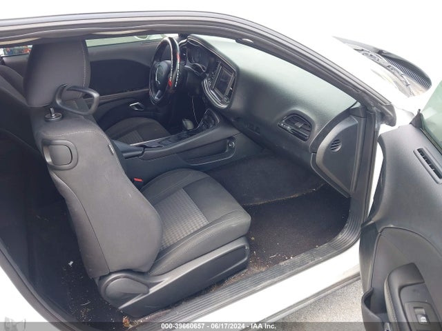 Dodge Challenger Sxt 2018 2C3CDZAG1JH255579 Image 5