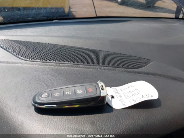 1FADP3N27JL208553 Ford Focus Titanium