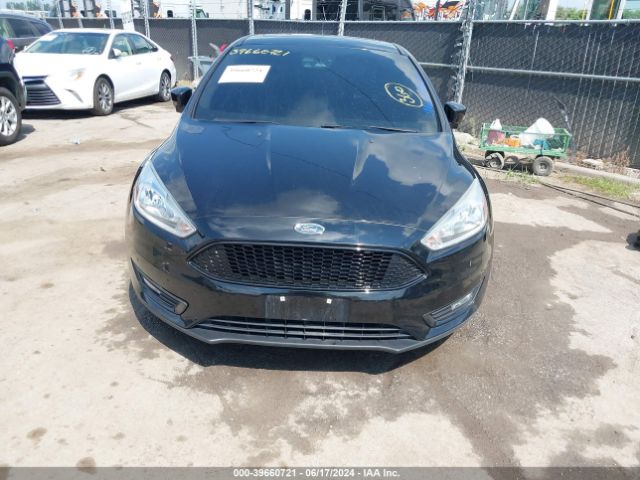 1FADP3N27JL208553 Ford Focus Titanium