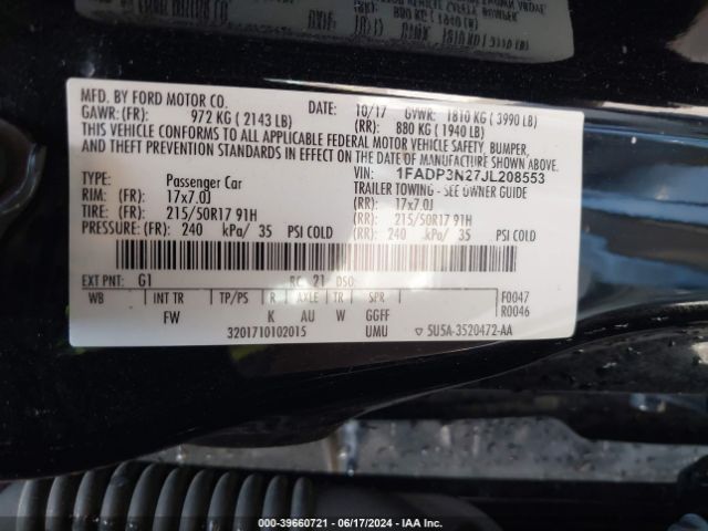 1FADP3N27JL208553 Ford Focus Titanium