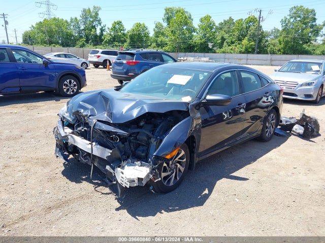 Honda CIVIC EX 2018 19XFC2F80JE013320 Image 2