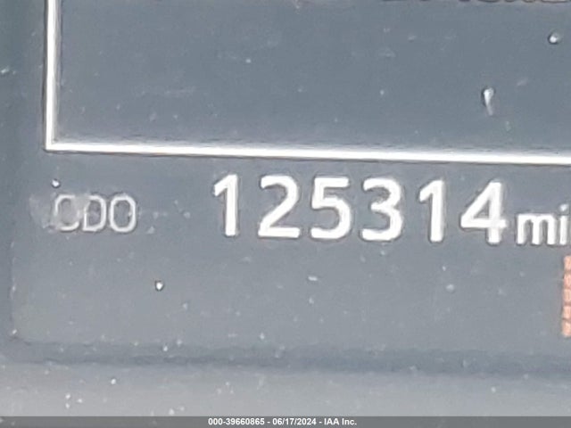 Toyota RAV4 LE 2017 JTMZFREVXHJ707529 Image 15