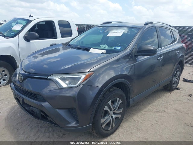 Toyota RAV4 LE 2017 JTMZFREVXHJ707529 Image 2
