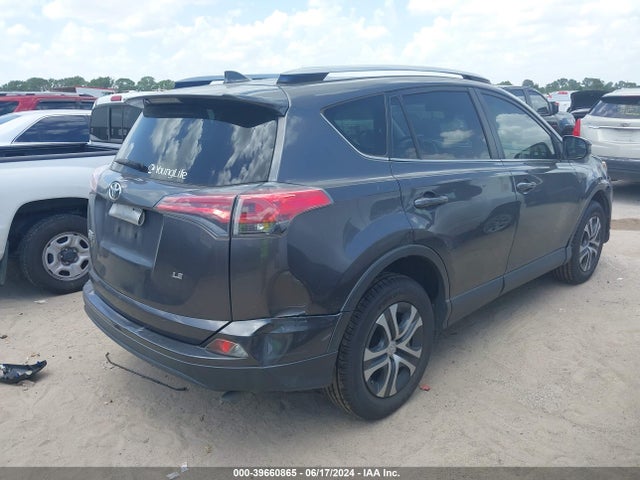 Toyota RAV4 LE 2017 JTMZFREVXHJ707529 Image 4