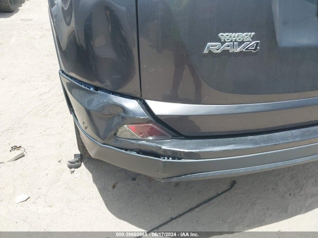 Toyota RAV4 LE 2017 JTMZFREVXHJ707529 Image 6