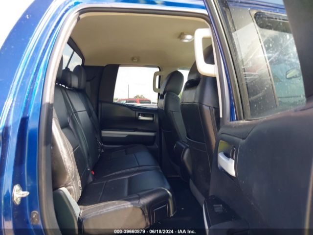 5TFUW5F1XEX389743 Toyota Tundra Sr5 5.7l V8
