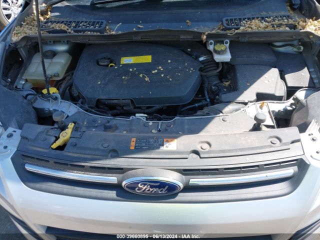 1FMCU0GX3FUA77074 Ford ESCAPE SE