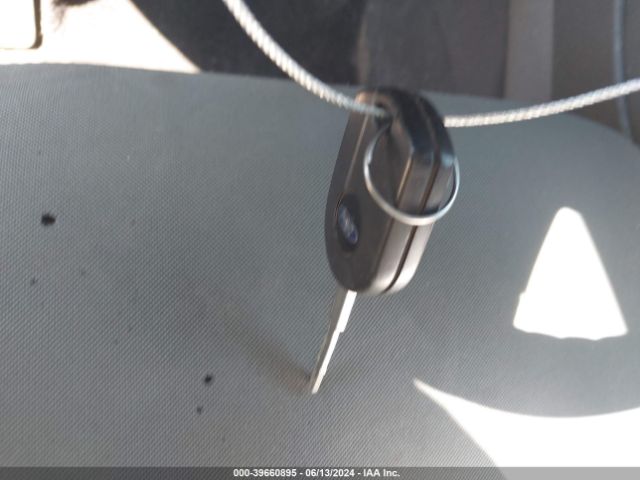 1FMCU0GX3FUA77074 Ford ESCAPE SE