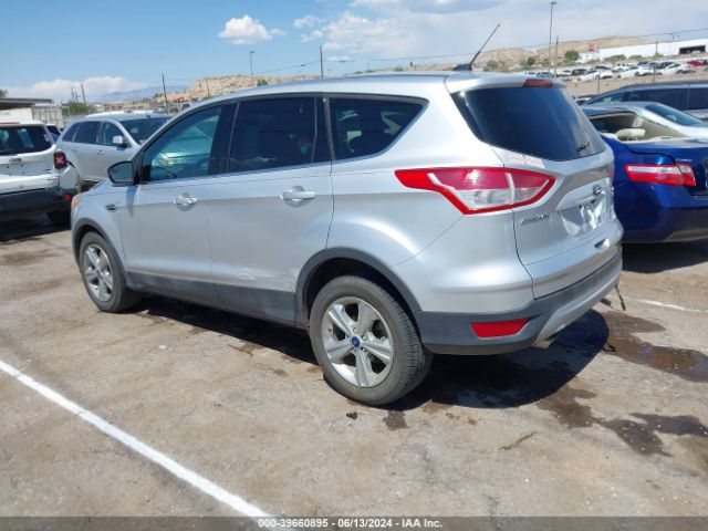 1FMCU0GX3FUA77074 Ford ESCAPE SE
