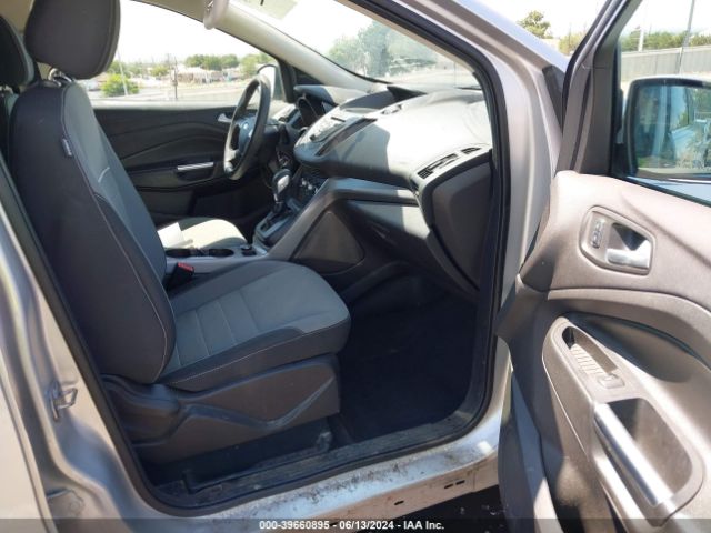 1FMCU0GX3FUA77074 Ford ESCAPE SE
