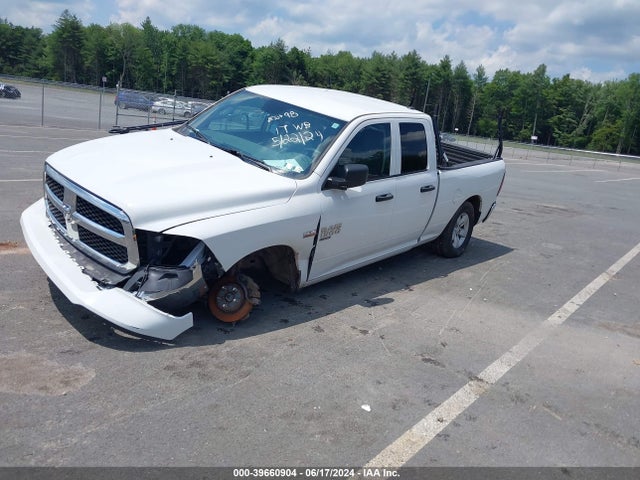 1C6RR7FT7KS690948 RAM 1500 Classic Tradesman Quad Cab 4x4 6'4 Box