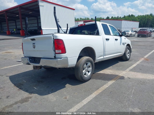 1C6RR7FT7KS690948 RAM 1500 Classic Tradesman Quad Cab 4x4 6'4 Box