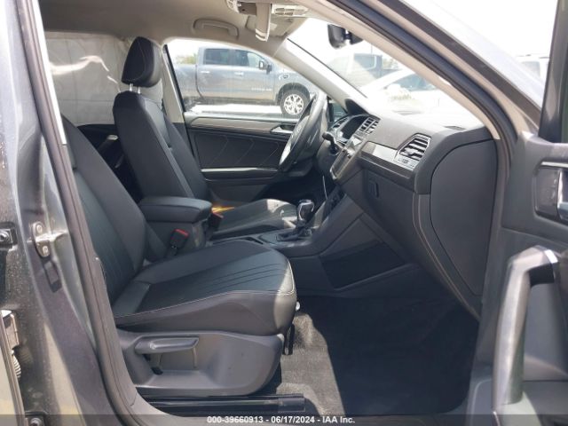 3VV3B7AX6NM051052 Volkswagen Tiguan 2.0t Se