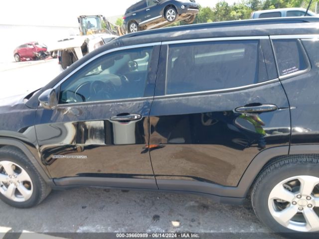 3C4NJCBB1KT855847 Jeep Compass Latitude Fwd