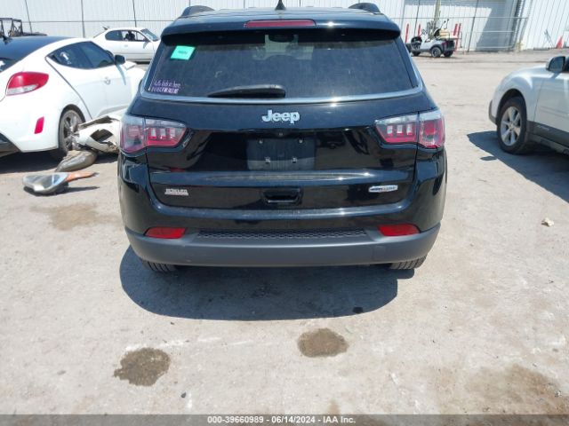 3C4NJCBB1KT855847 Jeep Compass Latitude Fwd