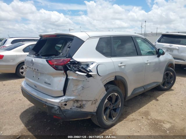 5N1BT3BB3RC685313 Nissan Rogue Sv Intelligent Awd